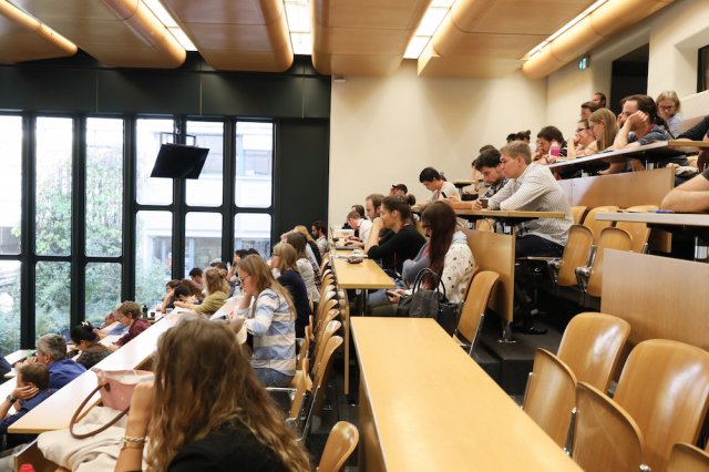 fm18_postersession_880